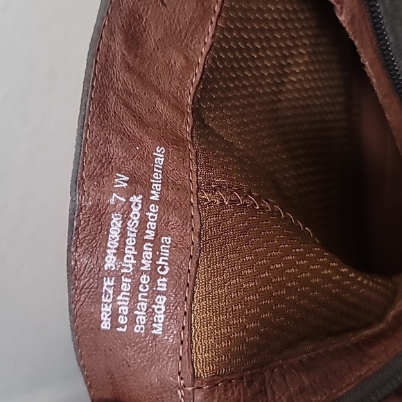 NAYA BREEZE WOMEN'S GRAY SUEDE LEATHER ANKLE BOOTS SIZE 7 - Picture 9 of 10